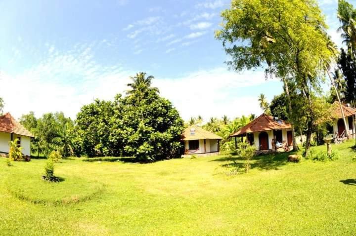 Subodinee Bungalow Уелигама Екстериор снимка