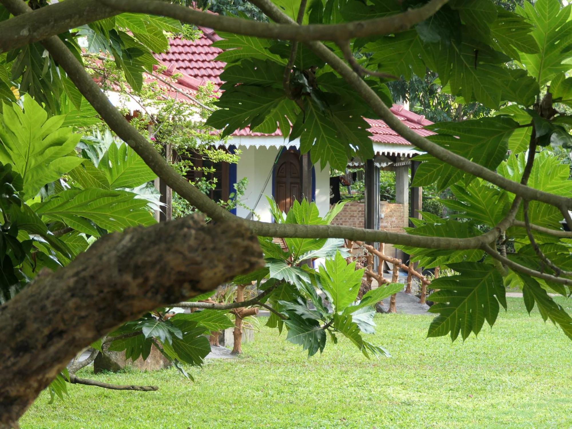 Subodinee Bungalow Уелигама Екстериор снимка